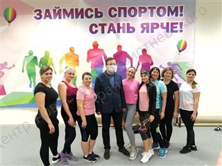 Губернатор Самарской области посетил ФОК "Салют" в городе Похвистнево