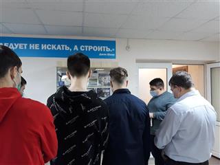 Жителям Саратовской области показали, как изменилось качество асфальта за десять лет