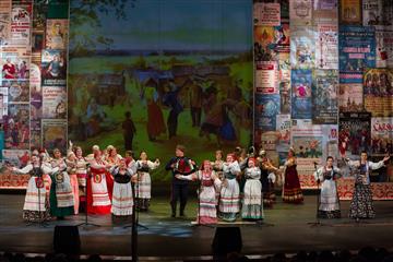 В фестивале "Рожденные в сердце России" приняли участие более 5000 самодеятельных артистов