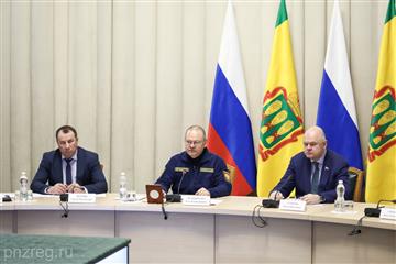 Олег Мельниченко поручил вести активную работу по ремонту дорог и дворов Пензы