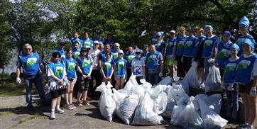В Марафоне зеленых дел по уборке берегов Волги в Энгельсе участвовали более 100 волонтеров
