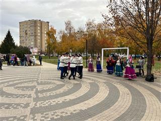 В Салавате завершен второй этап благоустройства Аллеи Батыра