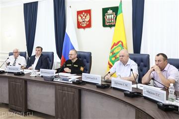 Олег Мельниченко поставил задачи по озеленению и цветочному оформлению города Пензы