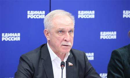 Экс-губернатор Ульяновской области Сергей Морозов снял свою кандидатуру с праймериз "Единой России"