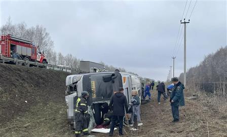 В Саратовской области в ДТП попал автобус с детьми
