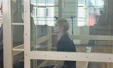 Свидетель: Екатерина Тархова пыталась "развести" деда на 20 млн рублей