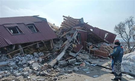 Мощный взрыв газа разрушил дом в Красноярском районе