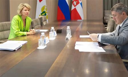 Губернатор Пермского края провел рабочую встречу с министром сельского хозяйства России 