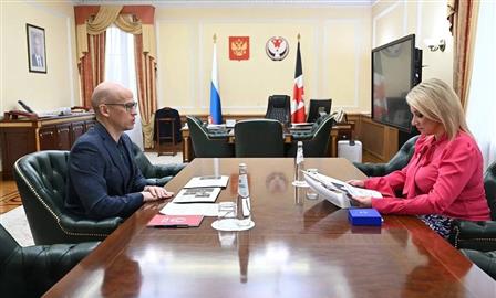 Александр Бречалов представил Марии Захаровой международные достижения Удмуртии  