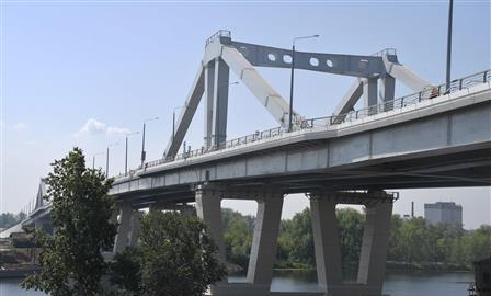 Запуск общественного транспорта по Фрунзенскому мосту отложили