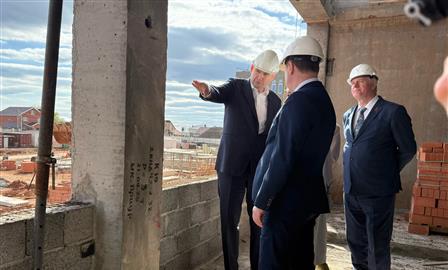 Евгений Солнцев: новая школа в Ивановке примет учеников через два года 