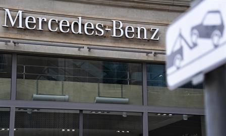 Тольяттинец пытается отсудить более 40 млн рублей за два "бракованных" Mercedes