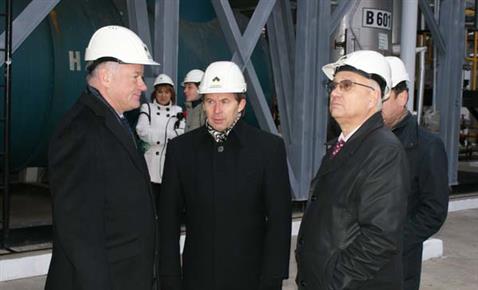 Сергей Богданчиков (слева) проинспектировал самарские активы НК «Роснефть»
