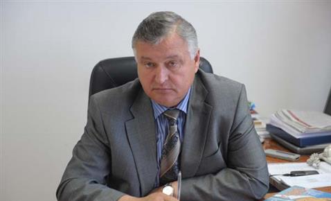 Анатолий Баев может не
удержаться в кресле главы района