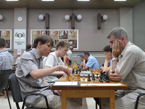 В Самаре стартовал  шахматный "Мемориал Льва Полугаевского"
