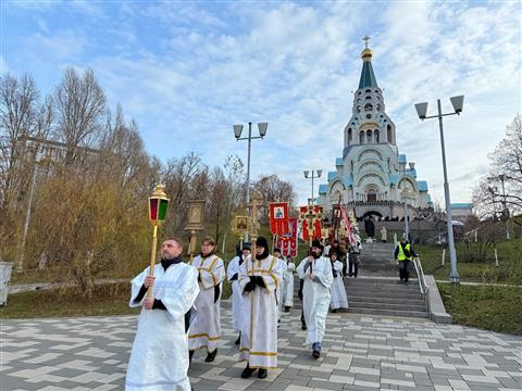 В Самаре прошел крестный ход: фото