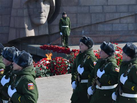 Регион торжественно отмечает День защитника Отечества