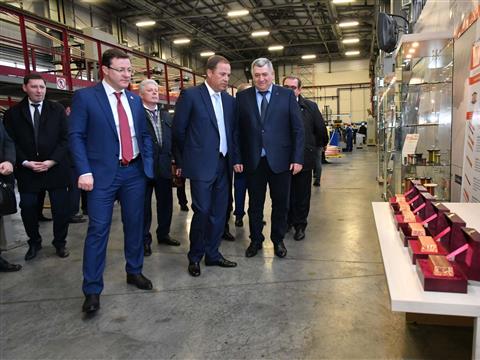 Дмитрий Азаров и Игорь Комаров посетили кабельный завод “Росскат” в Тольятти