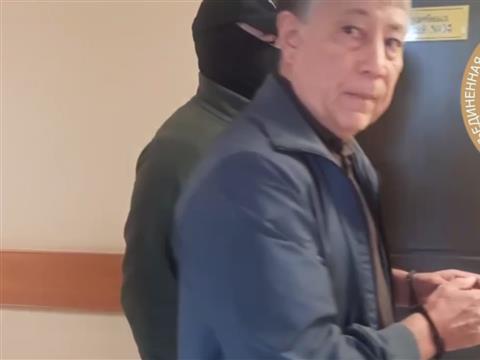 В Уфе в СИЗО отправили гендиректора "Башспирта": видео из зала суда