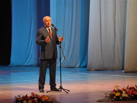 В Тольятти прошло торжественное собрание, посвященное Дню работника торговли