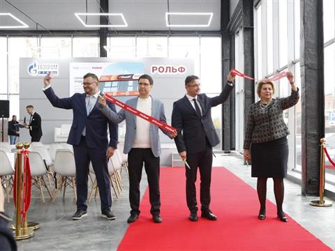 "Газпромнефть" и "РОЛЬФ" открыли в Самаре первый совместный сервисный центр