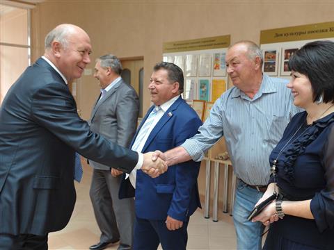 Николай Меркушкин встретился с жителями Кинельского района