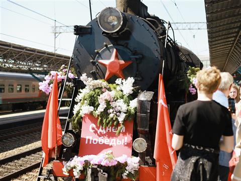 "Паровоз Победы" проехал по Куйбышевской железной дороге
