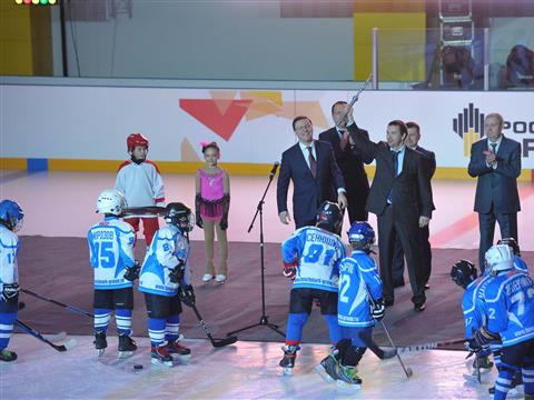 Церемония открытия ледового дворца спорта «Роснефть Арена» в Новокуйбышевске