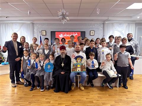 "Тольяттиазот" презентовал новую серию мультфильма "Приключения Толика Азотова" и поздравил жителей Тольятти с Новым годом