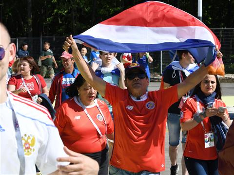 Болельщики перед матчем "Коста-Рика" - "Сербия"
