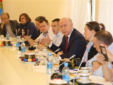 Николай Меркушкин встретился с представителями блогосферы региона