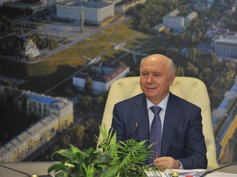 Губернатор провел в Москве очередное заседание наблюдательного совета СГАУ