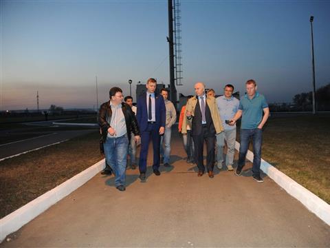 Глава региона посетил спортивный комплекс "Старт" в Кинель-Черкассах