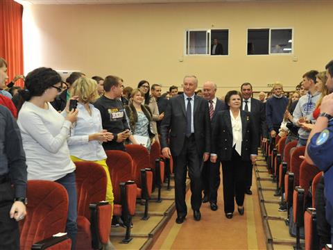 Николай Меркушкин и Валентина Терешкова в Самарском университете 12 сентября 2016 года