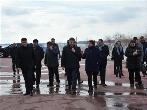 Олег Фурсов посетил четвертую очередь набережной Самары