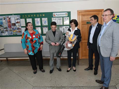 Самарские депутаты ознакомились с работой лагерей дневного пребывания