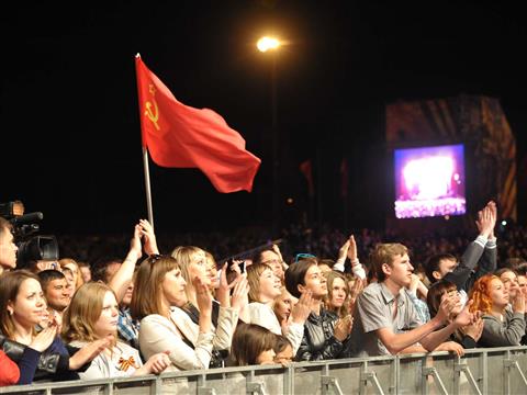 На салют Победы на площади им. Куйбышева собрались 54 тысячи самарцев