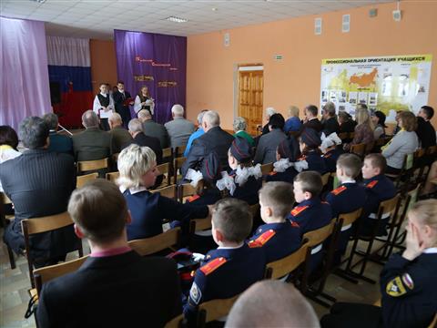 Участники Сталинградской битвы встретились с ребятами в самарской школе №129