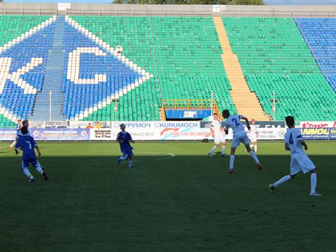 На стадионе «Металлург» стартовал турнир по футболу среди юношеских команд  