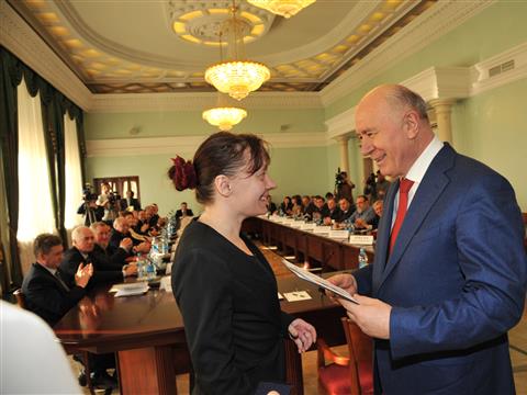 В Самаре чествовали лауреатов губернских премий в области науки и техники за 2014 год
