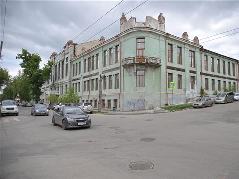 Николай Меркушкин, Александр Хинштейн и представители городских властей осмотрели здание реального училища