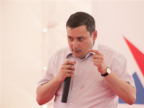 Александр Хинштейн рассказал молодым политикам "iВолги-2015", как бороться с провокациями