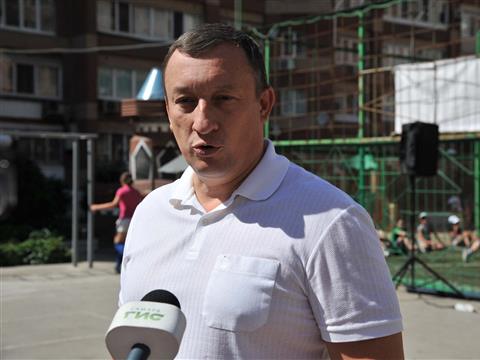 В Самаре открылся областной турнир по дворовому футболу "Лето с футбольным мячом"