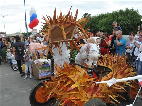 В Тольятти состоялся парад креативных детских колясок