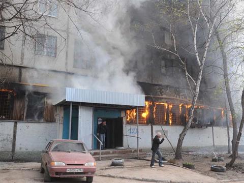 Пожар в многоэтажном доме на ул. Ново-Вокзальной в Самаре