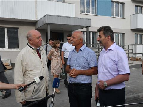 Николай Меркушкин посетил микрорайон "Волгарь"