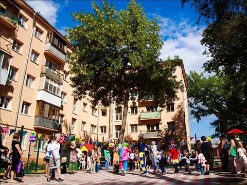 На ул. Агибалова после ремонта открылся детский сад "Паровозик" 
