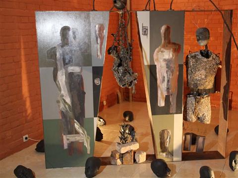 В Музее модерна открылась выставка "Колонна позора" (видео)
