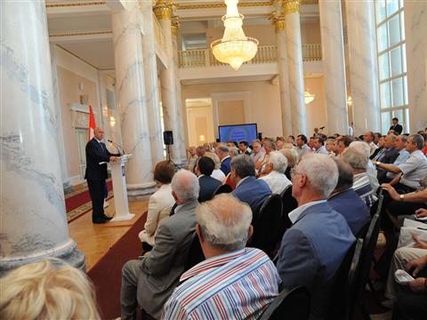 Николай Меркушкин провел встречу с лидерами общественного мнения региона
