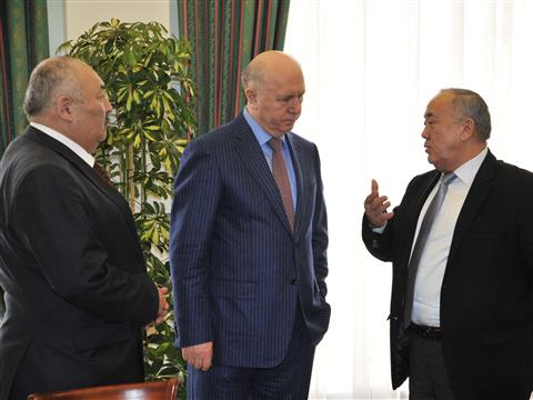 Николай Меркушкин обсудил с руководством всемирной Ассоциации казахов вопросы сохранения традиций и создание национального центра в Самаре